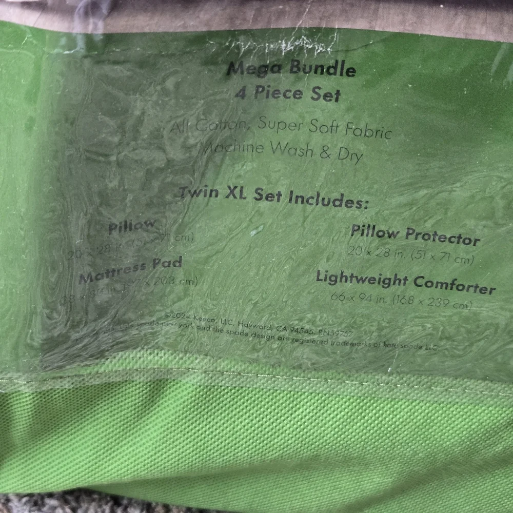 Kate Spade Twin XL Mega Bundle 4 Piece Set Comforter Mattress Pad Pillow Protect